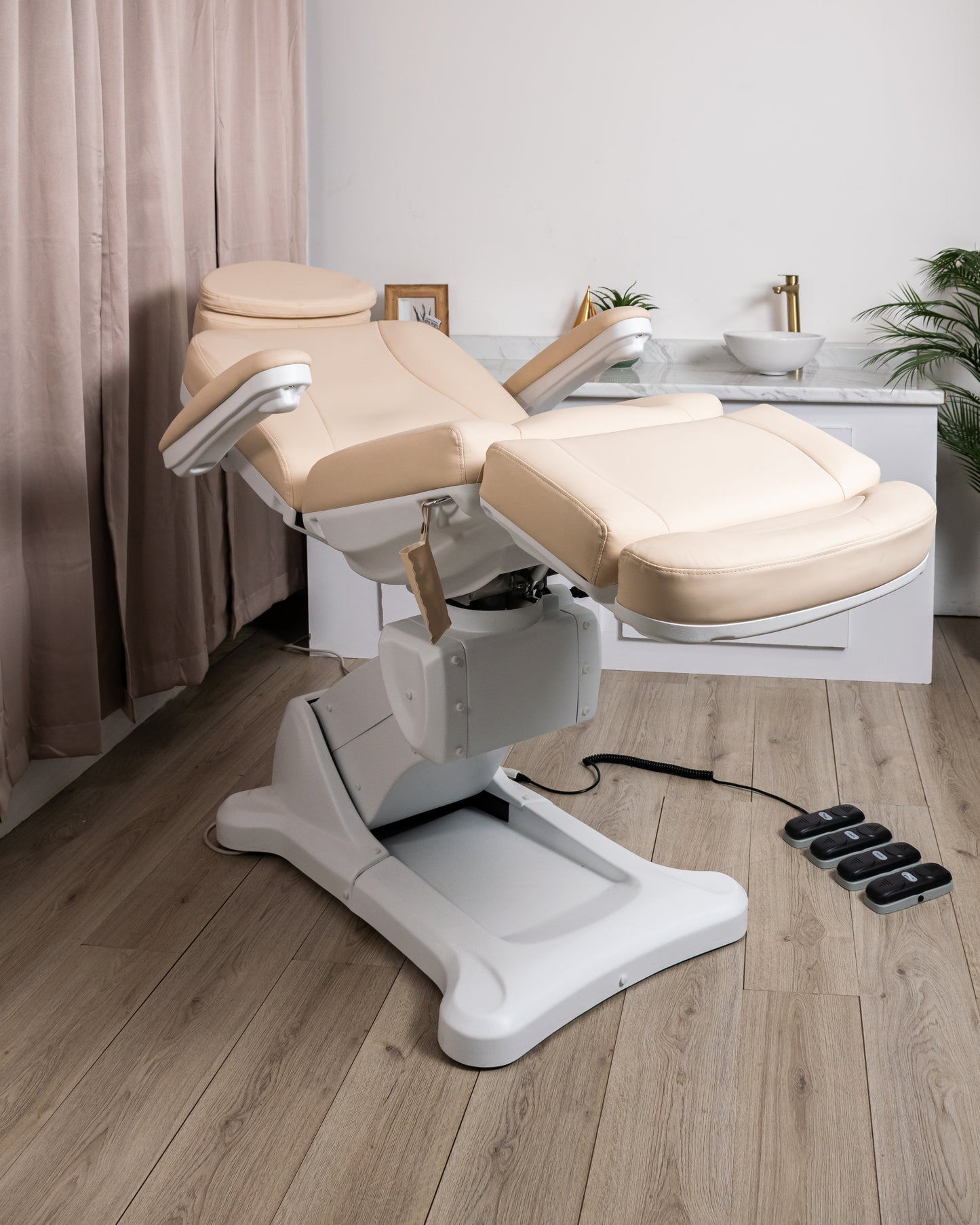 Camilla Eléctrica Modelo HERMES DM-2315 Crema